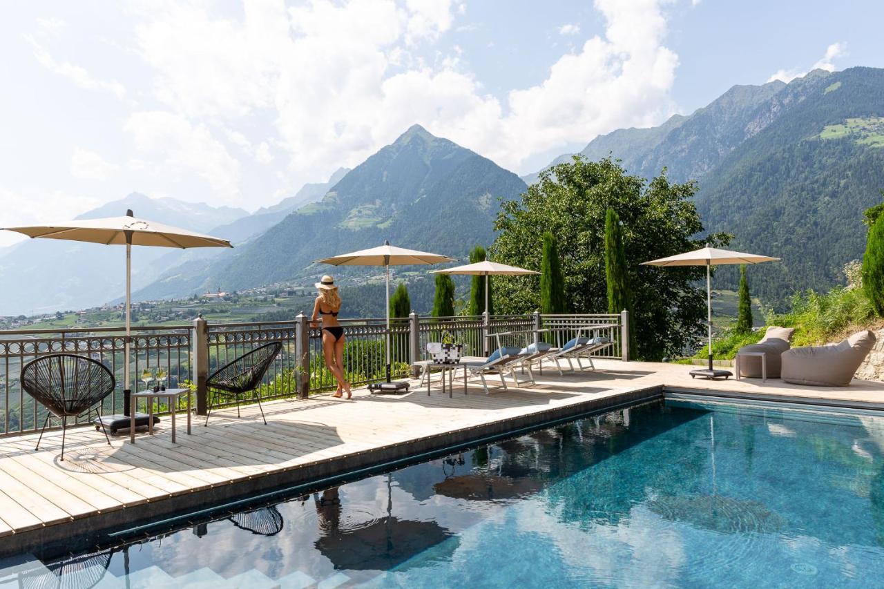 Hotel Schlosswirt Schenna Exteriör bild
